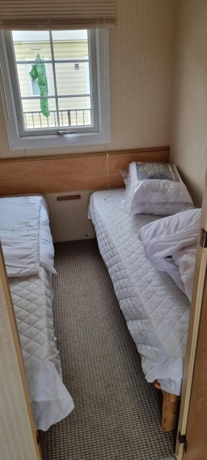 8 Berth Caravan Direct Beach Access 잉골드멜스 외부 사진