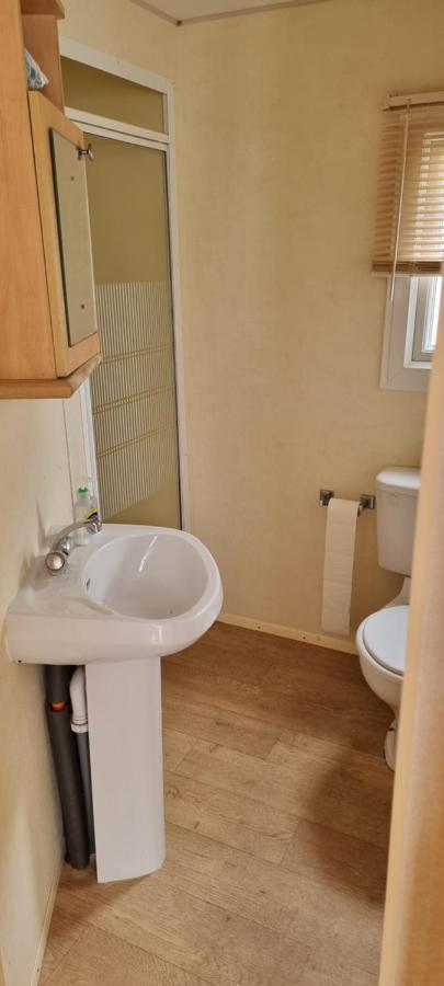 8 Berth Caravan Direct Beach Access 잉골드멜스 외부 사진