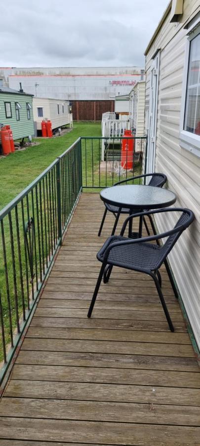 8 Berth Caravan Direct Beach Access 잉골드멜스 외부 사진